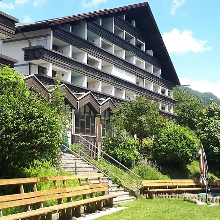 Апартаменты Anna Seeblick Appartement, Haus Haensel&gretel Am Ossiachersee Mit Direktem Seezugang, Hallenbad *