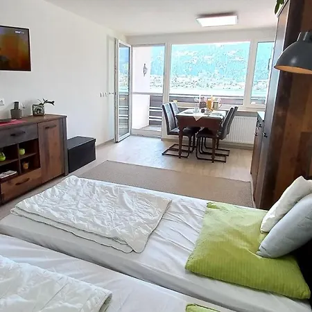 Anna Seeblick Appartement, Haus Haensel&gretel Am Ossiachersee Mit Direktem Seezugang, Hallenbad Bodensdorf