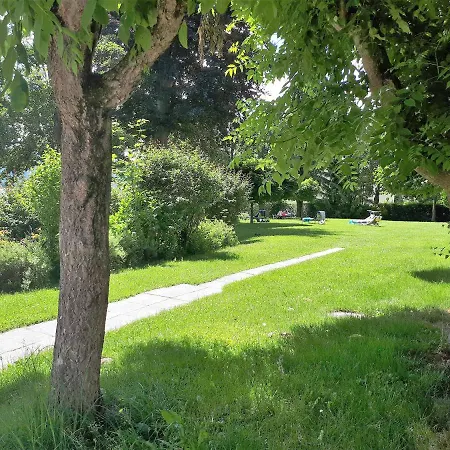 Anna Seeblick Appartement, Haus Haensel&gretel Am Ossiachersee Mit Direktem Seezugang, Hallenbad