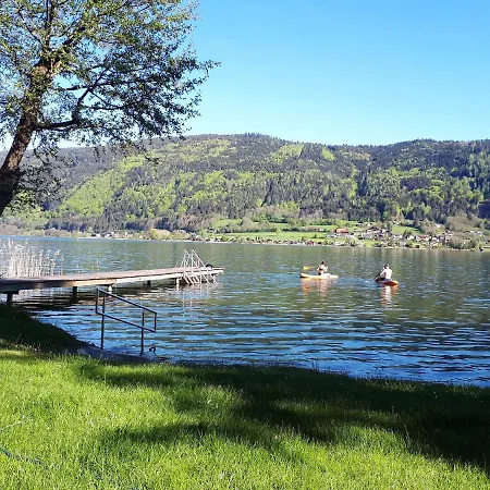 Anna Seeblick Appartement, Haus Haensel&gretel Am Ossiachersee Mit Direktem Seezugang, Hallenbad Bodensdorf
