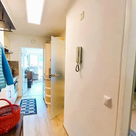 Anna Seeblick Appartement, Haus Haensel&gretel Am Ossiachersee, Hallenbad, Skiarena Gerlitzen