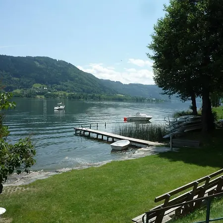 Anna Seeblick Appartement, Haus Haensel&gretel Am Ossiachersee, Hallenbad, Skiarena Gerlitzen Apartamento